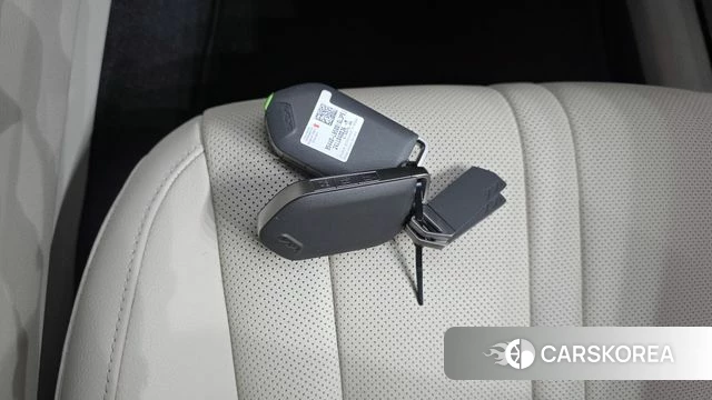 Kia The New K8 Hybrid id 4916447 из Кореи 7