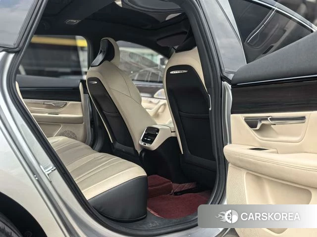 Xiaopeng Motors Xiaopeng P7 id 3876165 из Китая 7