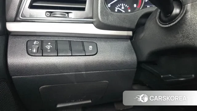 Hyundai Avante AD id 3651896 из Кореи 7