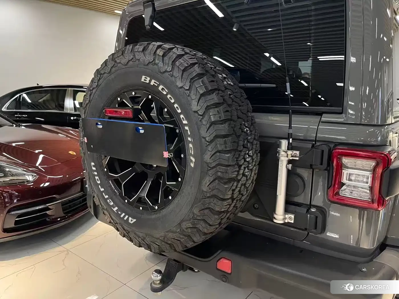 Jeep Wrangler id 4570799 из Китая 7