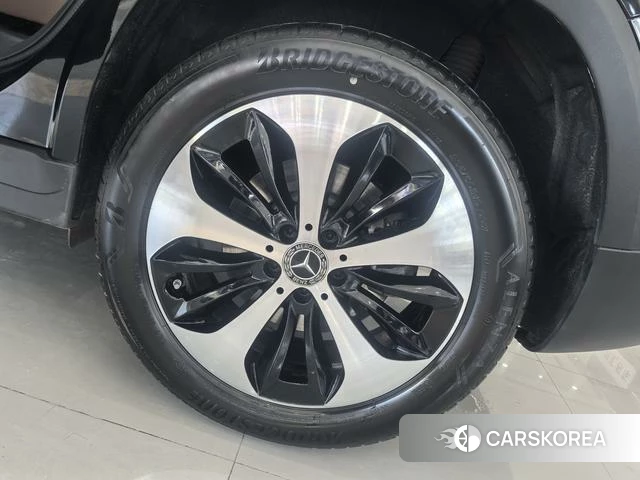 Mercedes-Benz GLB id 4276528 из Китая 7