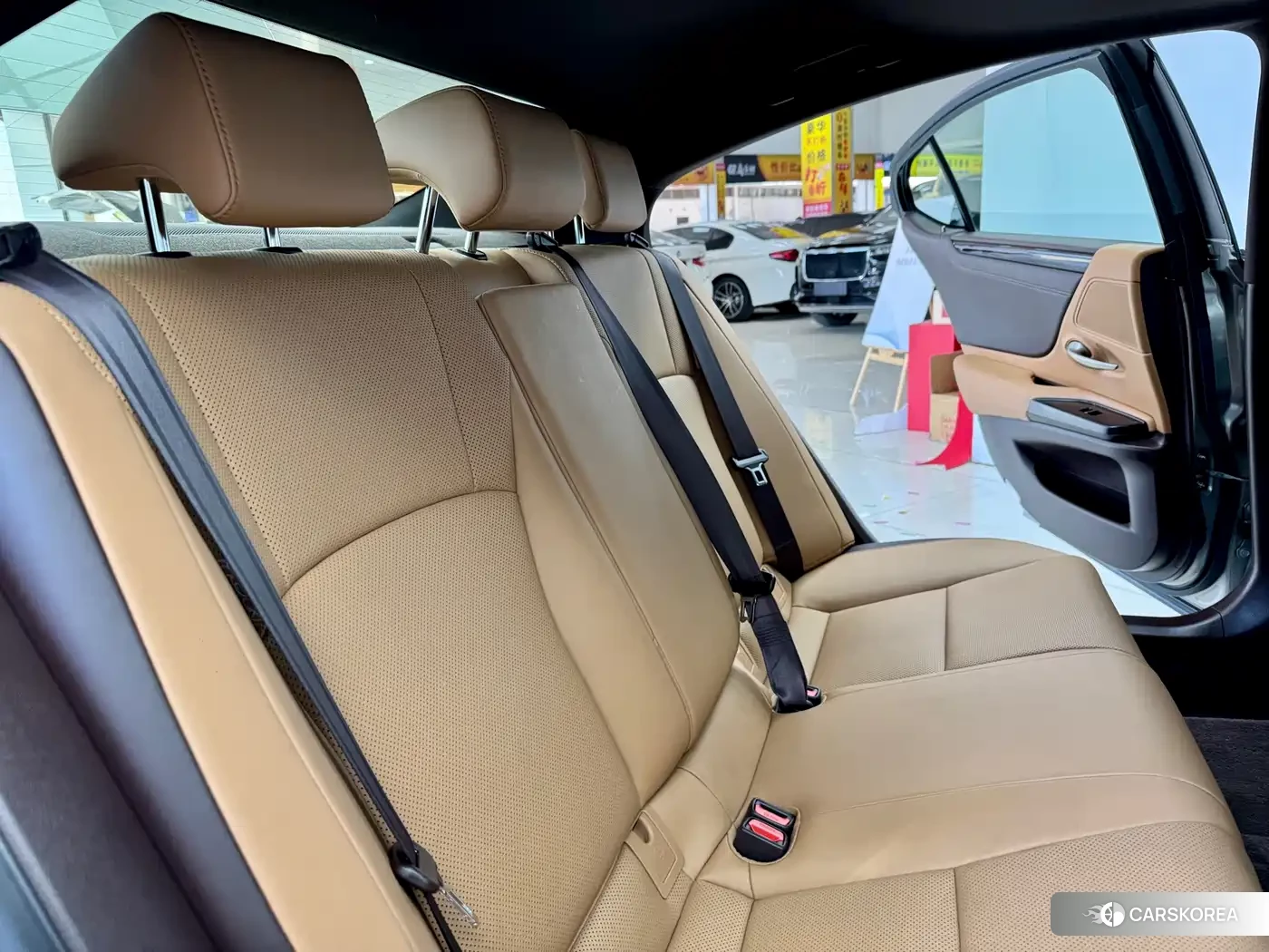 Lexus ES id 4514124 из Китая 7