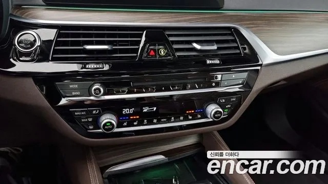 BMW 5 Series (G30) id 2876628 из Кореи 7