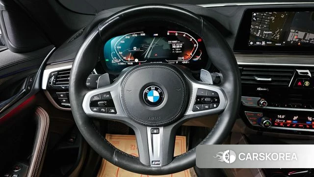 BMW 5 Series (G30) id 4446557 из Кореи 7