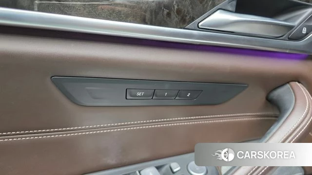 BMW 5 Series (G30) id 4246161 из Кореи 7