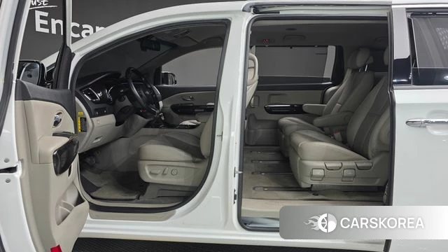 Kia The New Carnival id 4465614 из Кореи 7
