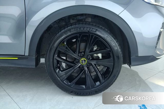 Roewe eRX5 id 4214115 из Китая 7