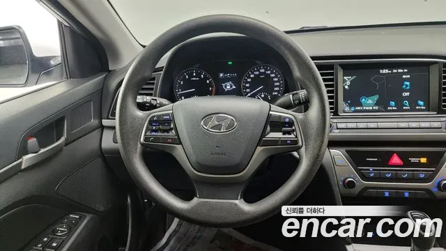 Hyundai Avante AD id 2419017 из Кореи 7