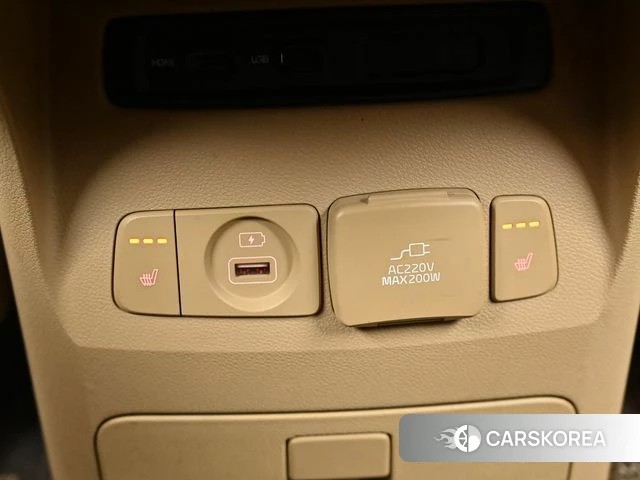 Kia The New Carnival id 4713282 из Кореи 7