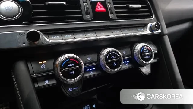 Genesis G70 id 3407808 из Кореи 7