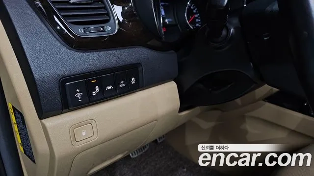 Kia The New Carnival id 2870625 из Кореи 7