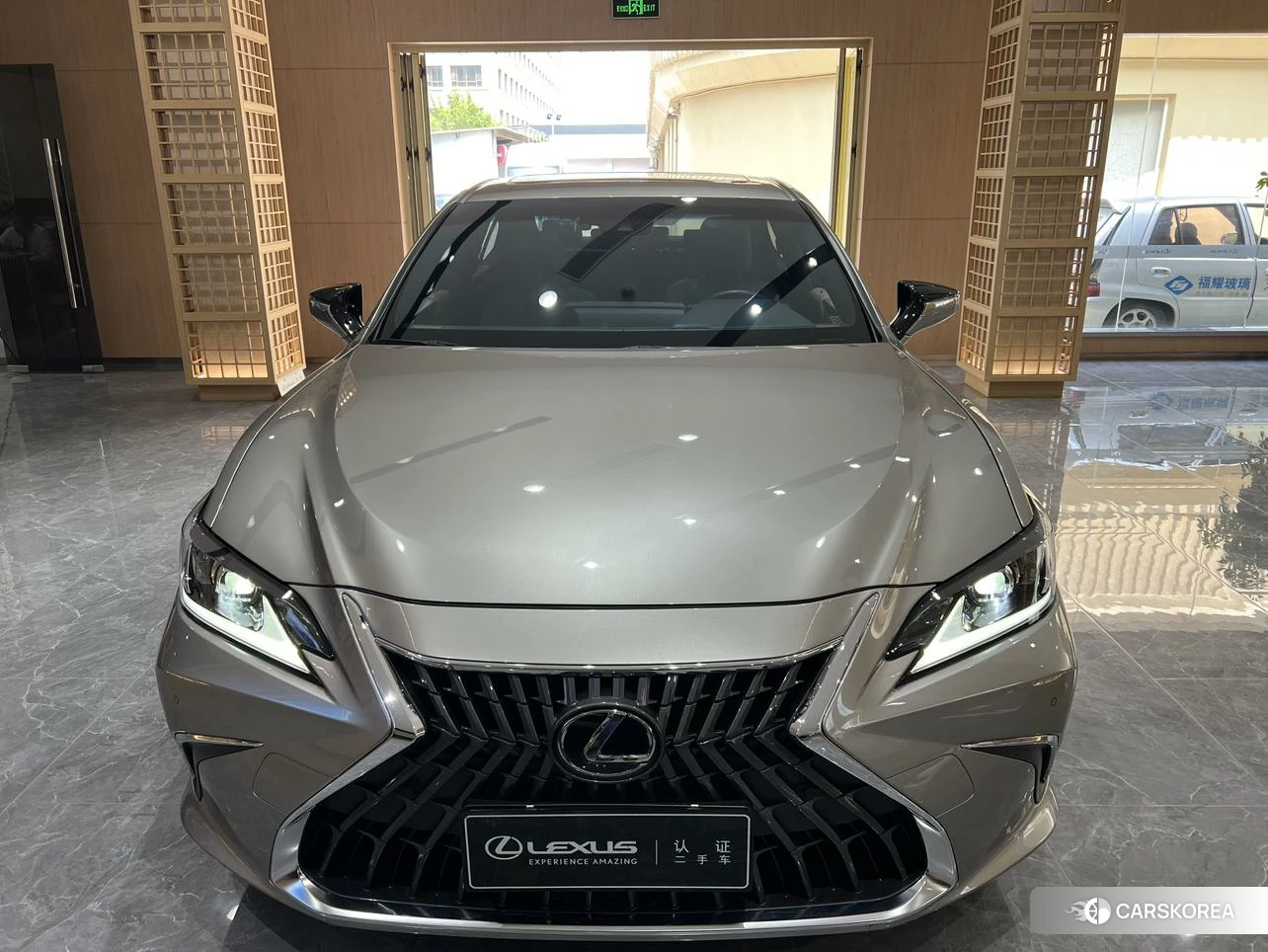 Lexus ES id 4440406 из Китая 7