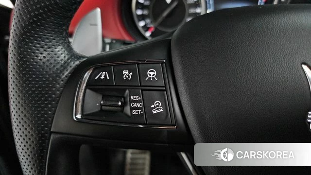 Maserati Levante id 3892262 из Кореи 7