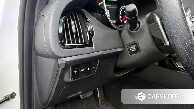 Kia Stinger Meister id 3788553 из Кореи 7