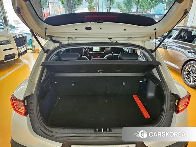 Kia Stonic id 3034360 из Кореи 7