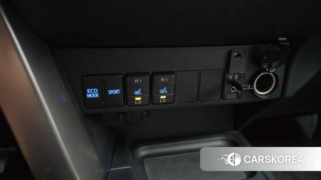 Toyota RAV4 id 4781114 из Кореи 7