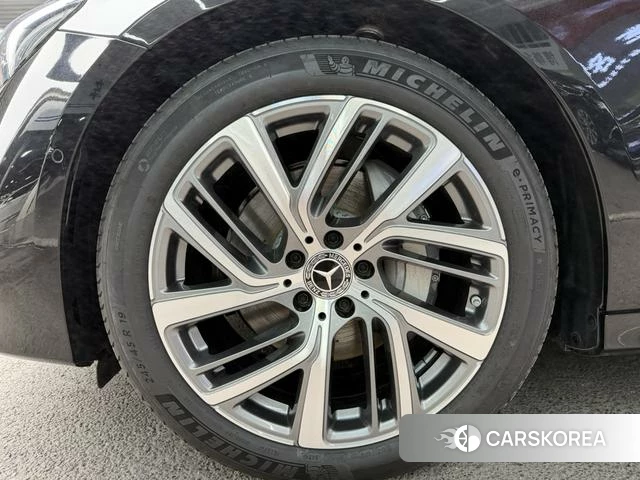 Mercedes-Benz E-class id 4290445 из Китая 7