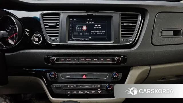 Kia All New Carnival id 3265368 из Кореи 7