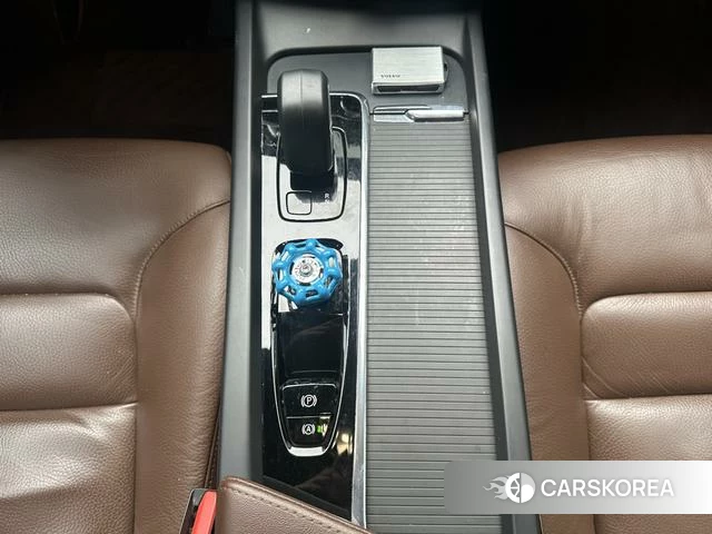 Volvo XC60 id 4234812 из Китая 7