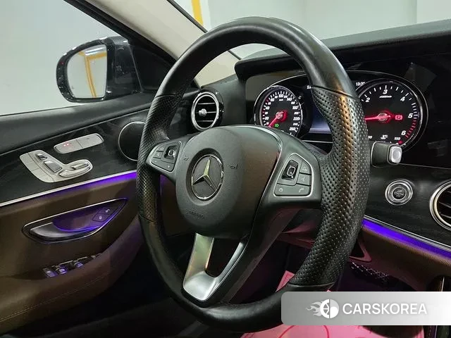 Mercedes-Benz E-Class W213 id 3536409 из Кореи 7