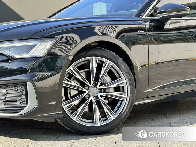 Audi A6L id 4300020 из Китая 7