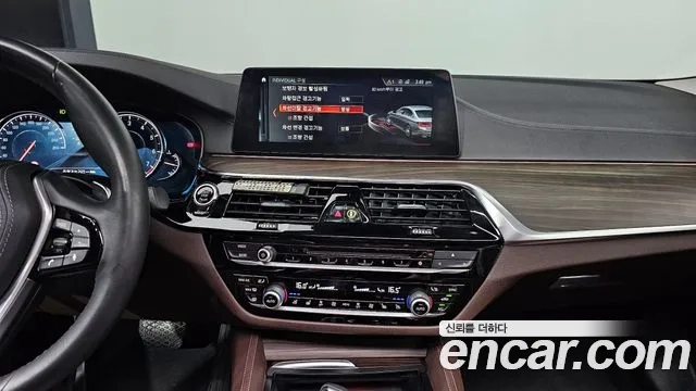 BMW 5 Series (G30) id 2912807 из Кореи 7