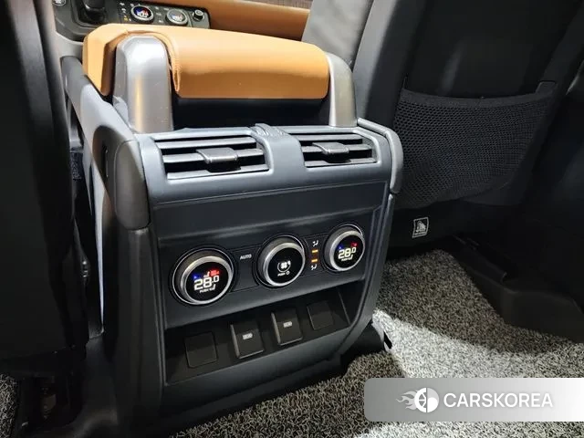 Land Rover Defender (L663) id 3394043 из Кореи 7