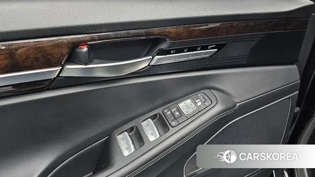 Genesis G90 id 3344871 из Кореи 7