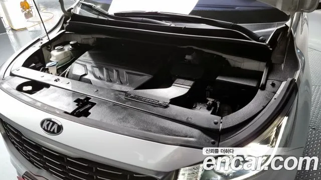 Kia The New Carnival id 2607350 из Кореи 7