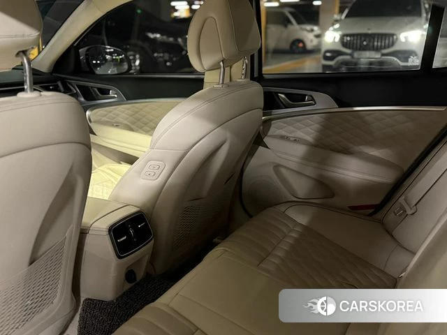 Genesis The New G70 id 4872189 из Кореи 7