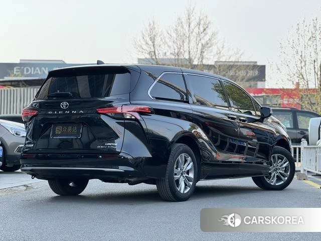 Toyota Saina id 4274150 из Китая 7