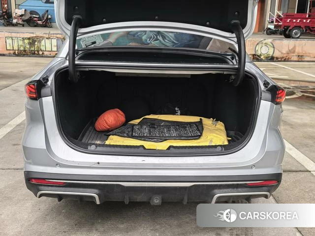 Geely Galaxy Galaxy L6 id 3945134 из Китая 7
