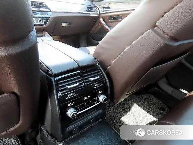 BMW 5 Series (G30) id 4339792 из Кореи 7