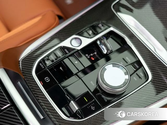 BMW X7 id 3908091 из Китая 7