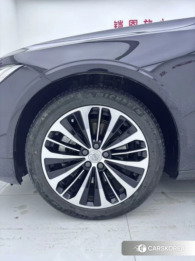 Volvo S90 id 3944925 из Китая 7