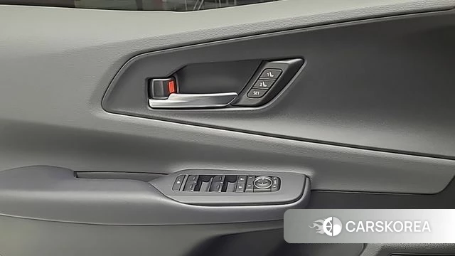 Toyota Prius 5th Generation id 3810902 из Кореи 7