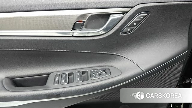 Hyundai The New Grandeur IG id 4323818 из Кореи 7