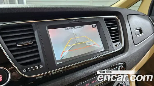 Kia The New Carnival id 2396936 из Кореи 7