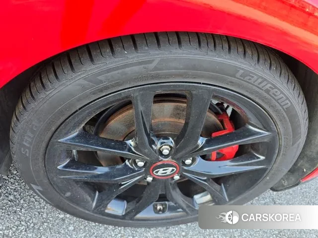 Hyundai Veloster (JS) id 3732894 из Кореи 7