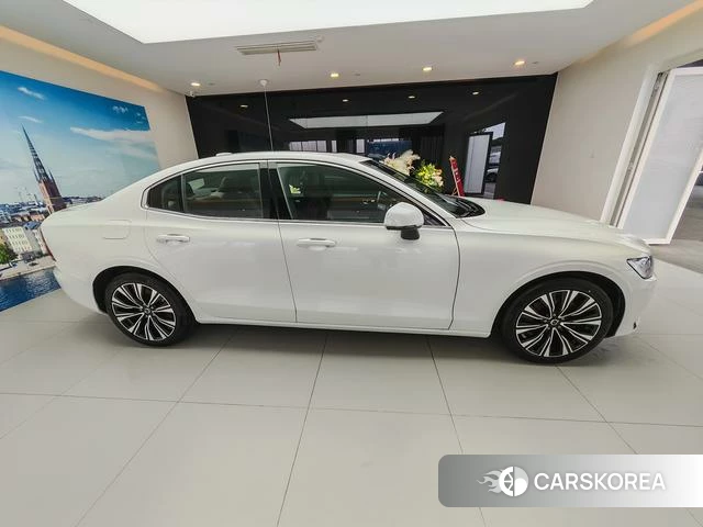 Volvo S60 id 3908073 из Китая 7