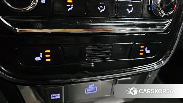 Ssangyong Berry New Tivoli id 3703138 из Кореи 7