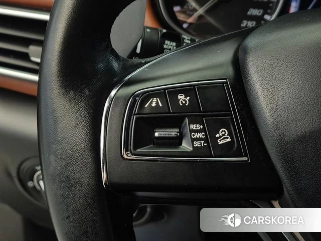 Maserati Levante id 3834656 из Кореи 7