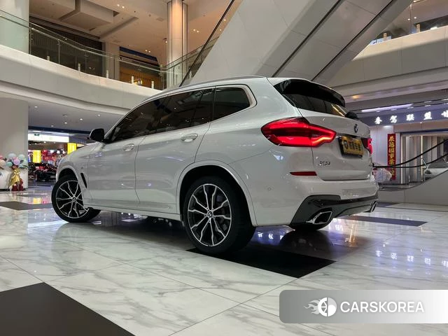 BMW X3 id 3889106 из Китая 7