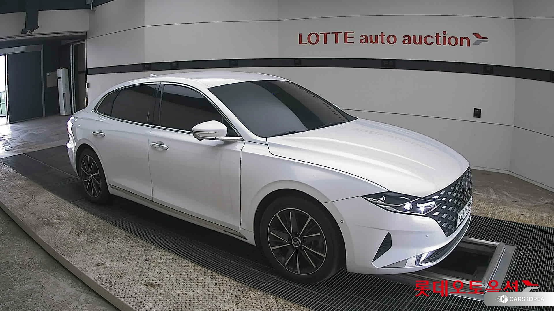 Hyundai Grandeur id 3888366 из Кореи 7