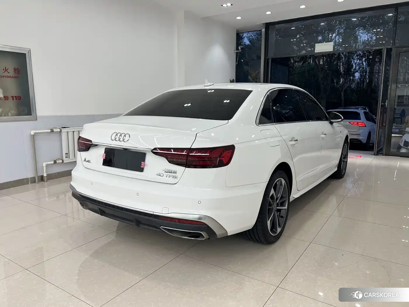Audi A4L id 4570595 из Китая 7