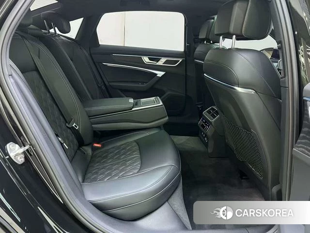 Audi A6L id 4228525 из Китая 7