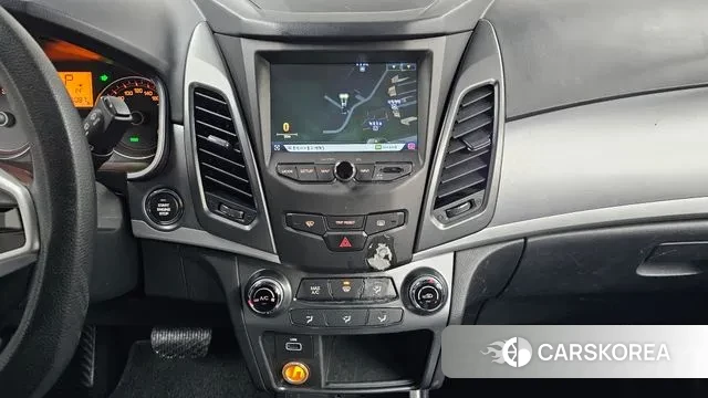 Ssangyong New Style Korando C id 3789552 из Кореи 7