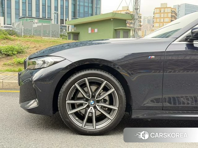 BMW 3 series id 4328488 из Китая 7