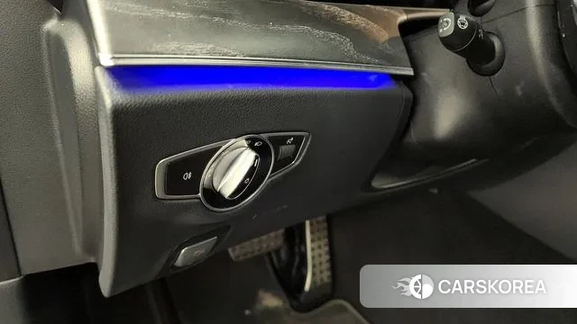 Mercedes-Benz E-Class W213 id 3746623 из Кореи 7