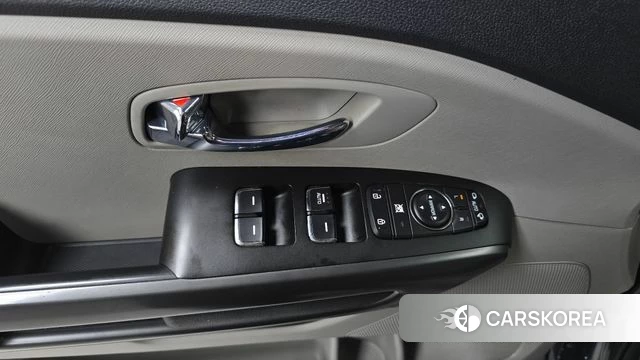 Kia The New Carnival id 4551618 из Кореи 7